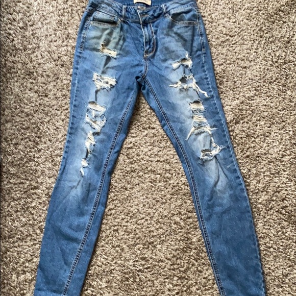 Distressed denim jeans - Picture 4 of 13